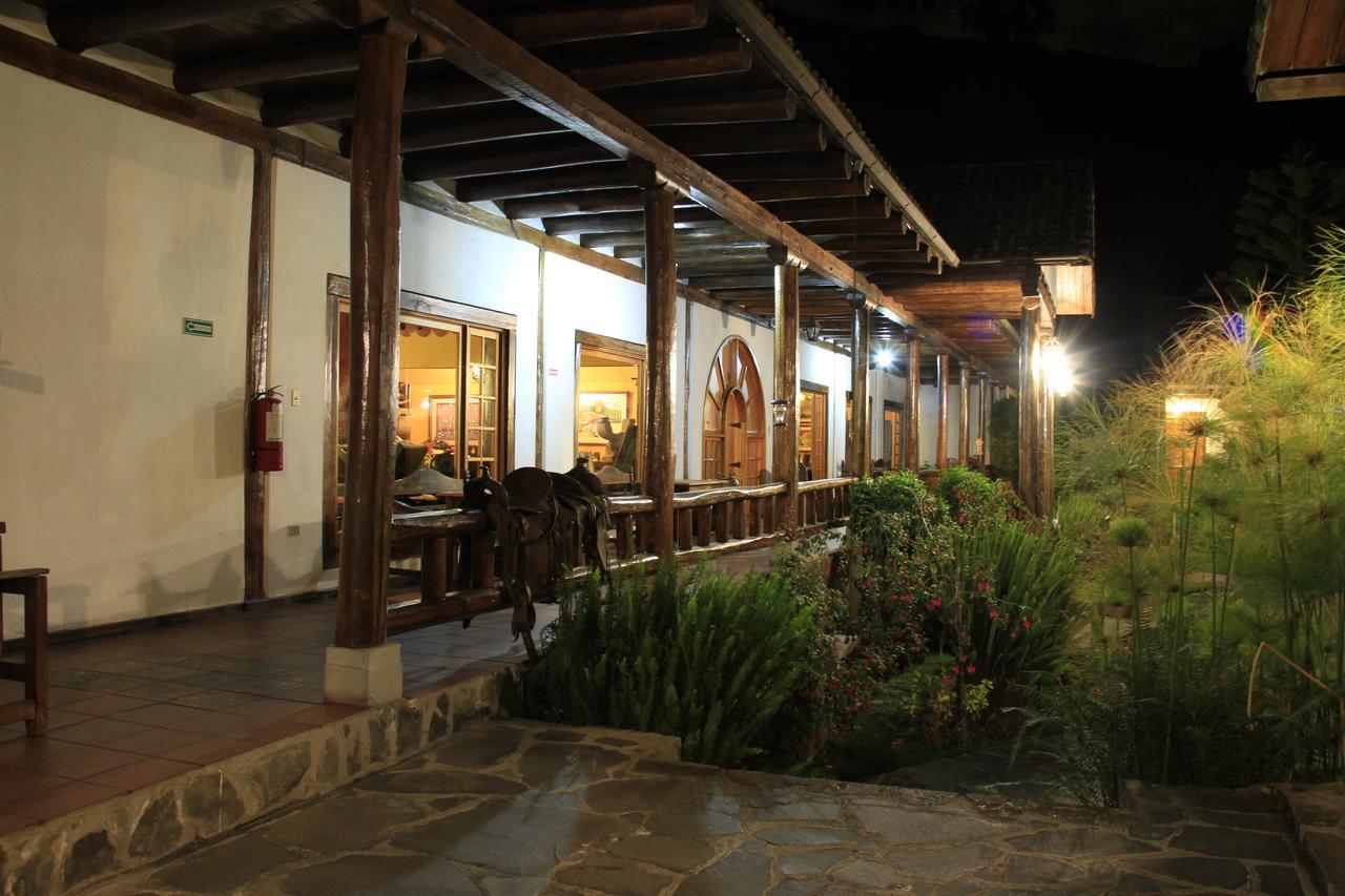 Hacienda Leito Hotel Patate Ngoại thất bức ảnh