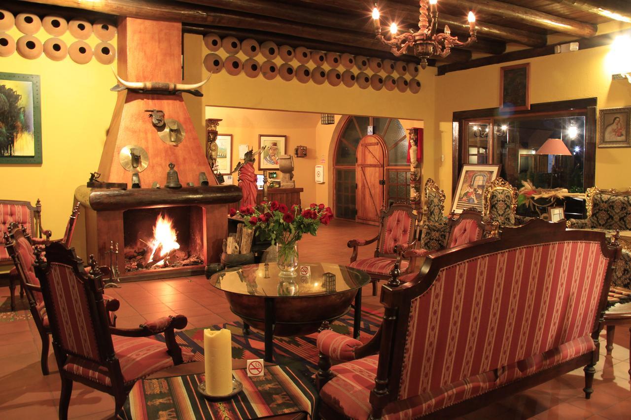 Hacienda Leito Hotel Patate Ngoại thất bức ảnh